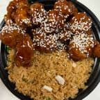 Best L23. Sesame Chicken (Lunch) in Aurora, IL